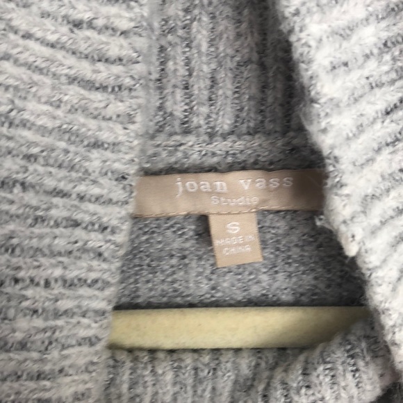 Sweater - Picture 2 of 3